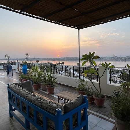 Harmony House Luxor Hotell Exteriör bild