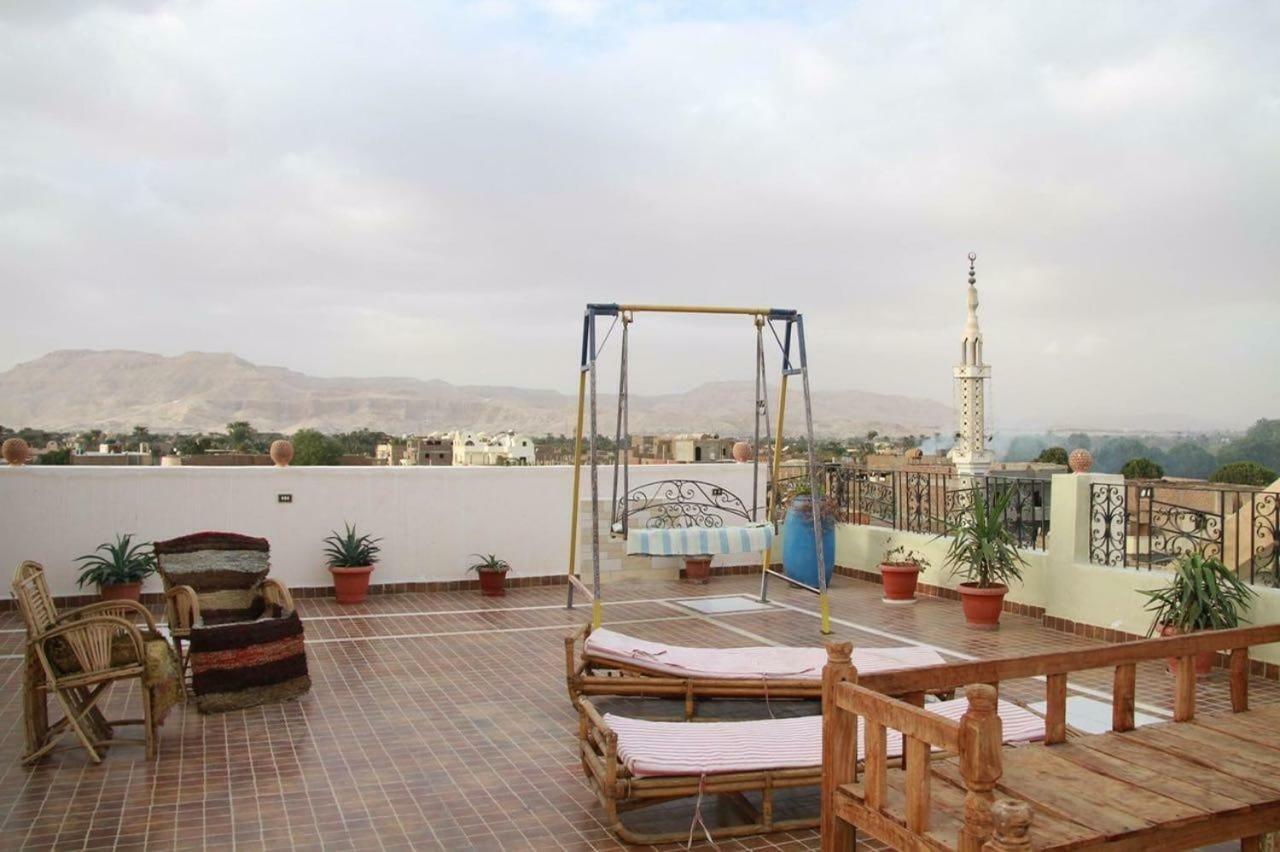 Harmony House Luxor Hotell Exteriör bild